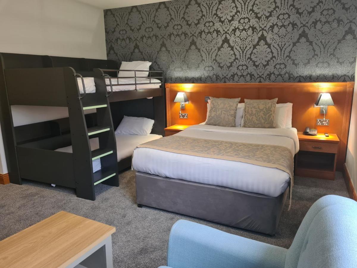 Leitrim Marina Hotel Carrick on Shannon Exteriör bild