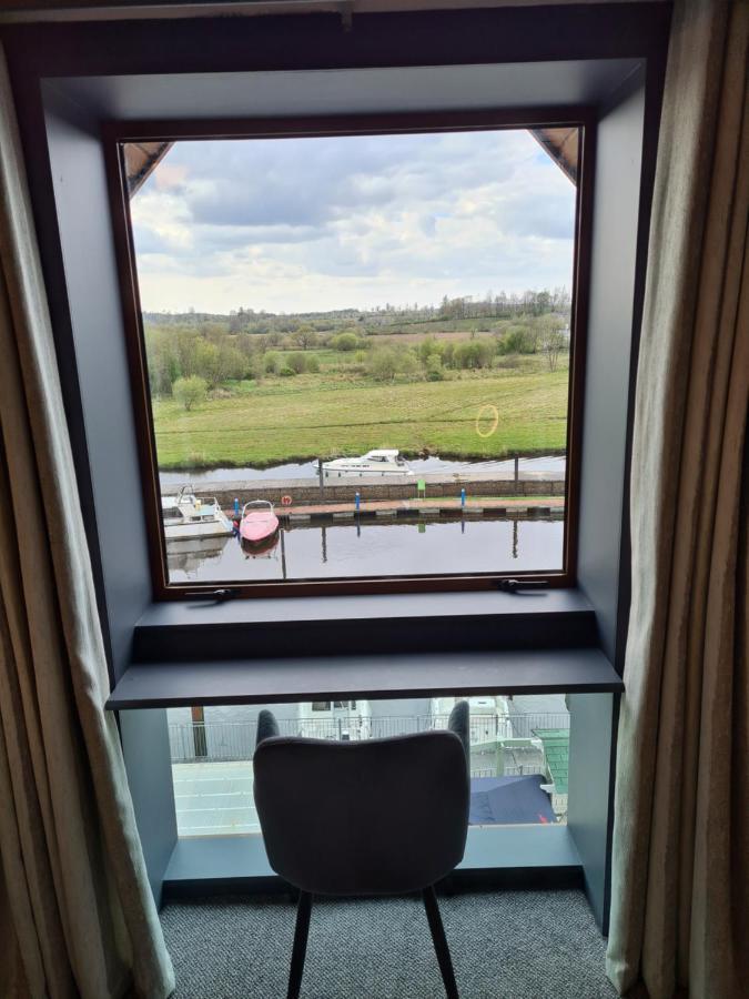 Leitrim Marina Hotel Carrick on Shannon Exteriör bild