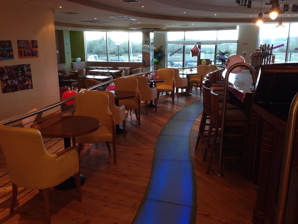 Leitrim Marina Hotel Carrick on Shannon Exteriör bild
