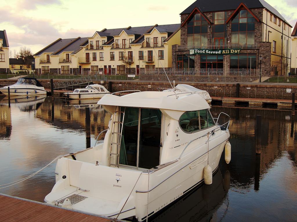 Leitrim Marina Hotel Carrick on Shannon Exteriör bild
